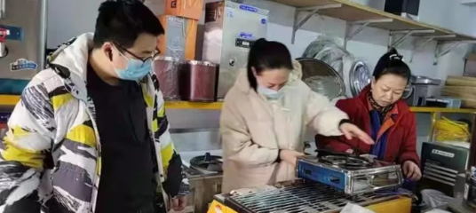 筑牢安全防線 防范于未“燃” 黑龍江省鶴崗市市場(chǎng)監(jiān)管局工農(nóng)分局育才所加強(qiáng)家用電器零配件銷售監(jiān)管